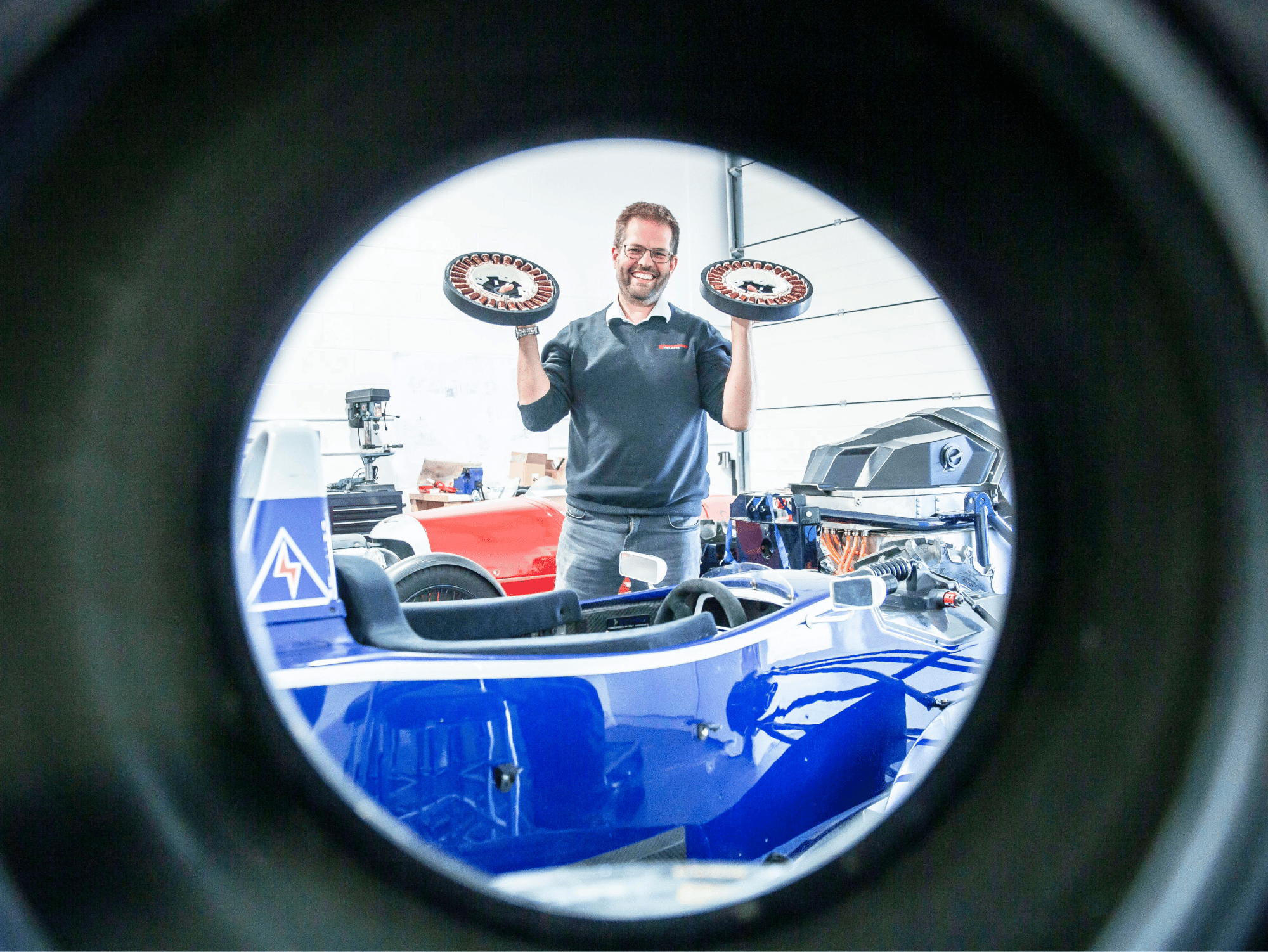 Chris Horton (interviewee) around Oxdrive products
