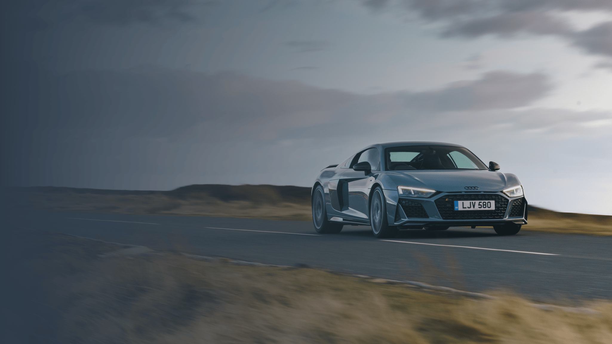 Audi R8 in countryside 