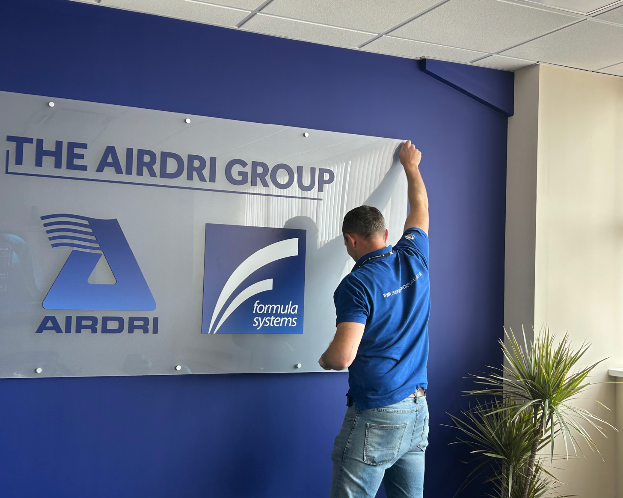 The airdri group main sign